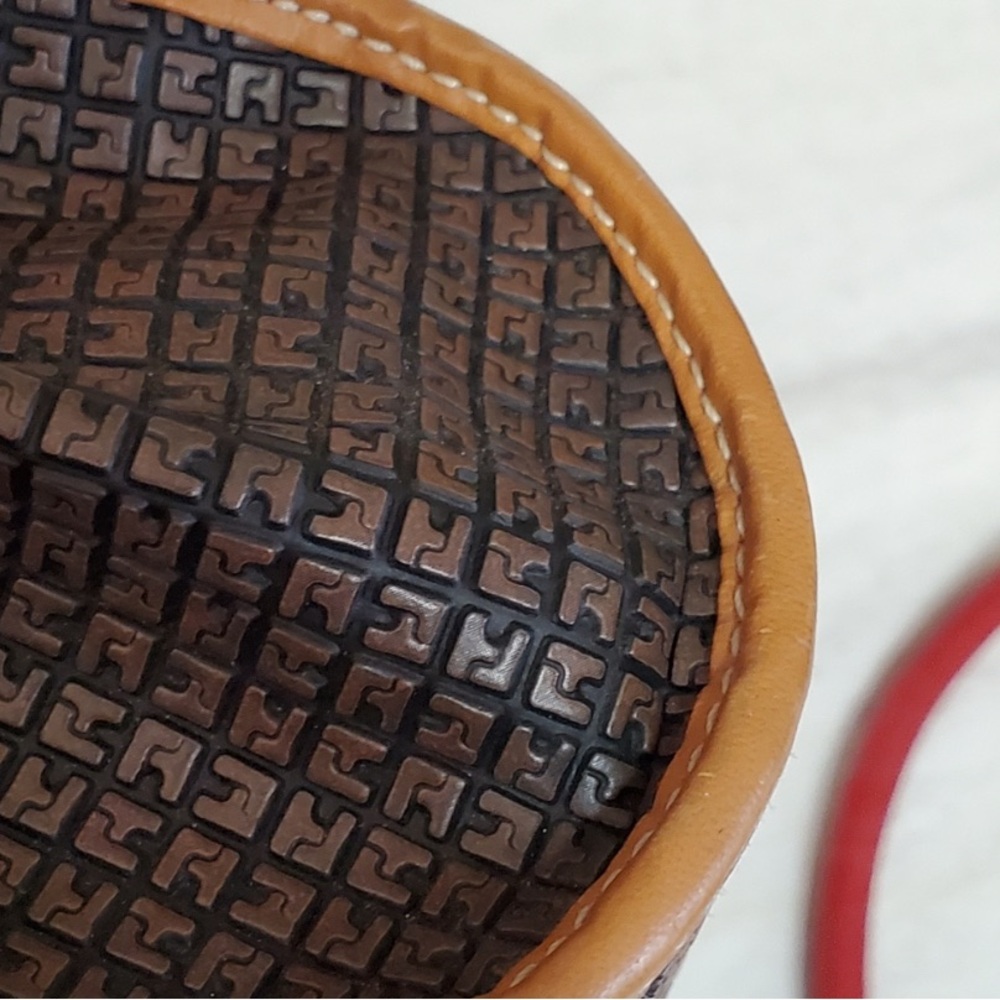 Vintage 1980s Ted Lapidus Crossbody (Medium). Vintage. Black & Tan PVC & Leather - Picture 5 of 9